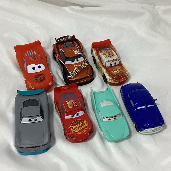 Disney Other - Disney Cars Movie Cars Lot of 7 Toys Larger Versions Pull Go Lightning McQueen